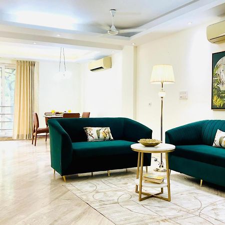Olive Serviced Apartments - New Friends Colony 뉴델리 객실 사진