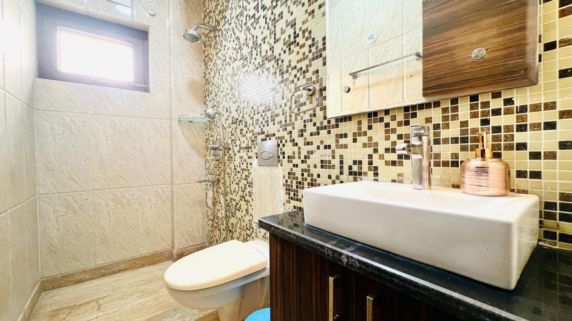 Olive Serviced Apartments - New Friends Colony 뉴델리 외부 사진